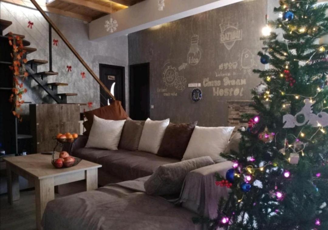 Chase Dream Hostel追梦空间 Batumi Exteriör bild