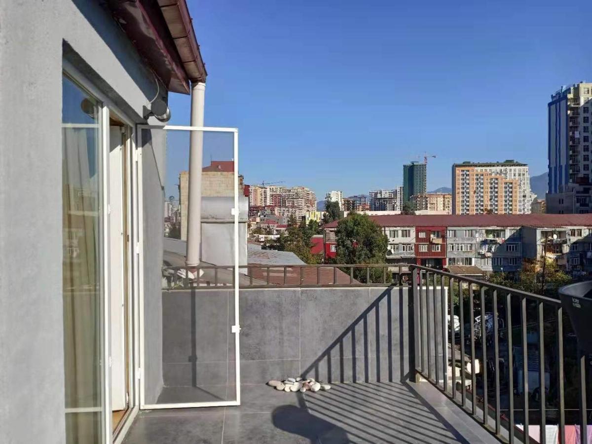 Chase Dream Hostel追梦空间 Batumi Exteriör bild